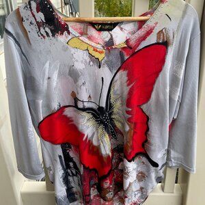 Women's Size Medium Grey/Red Gorgeous Butterfly Rhinestone Shirt - Brand New!